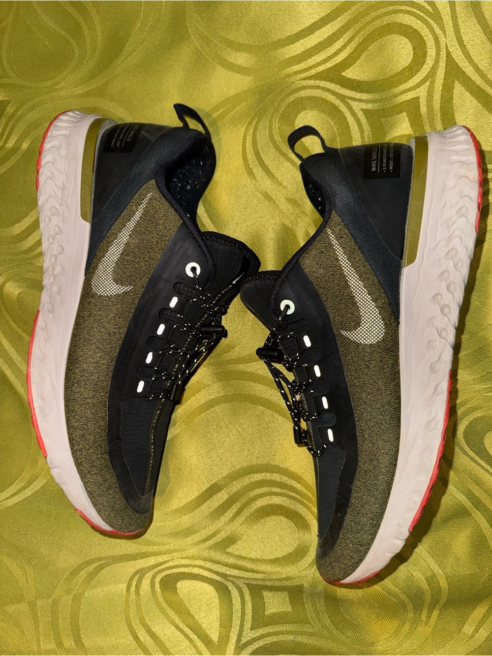 Nike Men's Olive Green and Black Running Shoes size 8.5